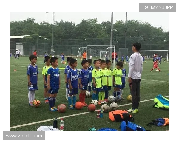 门兴上海学院U8精英队招募优秀球员入选可享装备与训练费用全免 门兴上海学院U8精英队招募优秀球员入选可享装备与训练费用全免